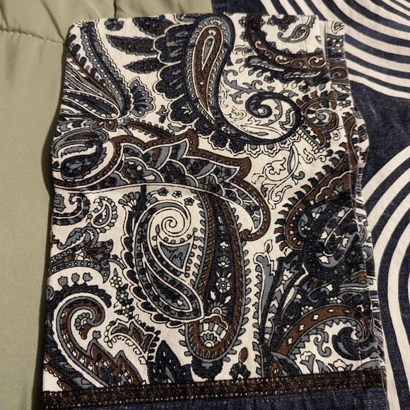 Allen + Roth Kitchen Towels - Picture 4 of 10